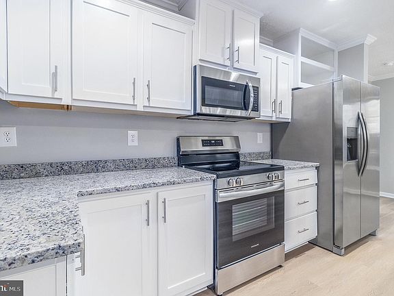 5th image of 24138 Ida Mae Ln