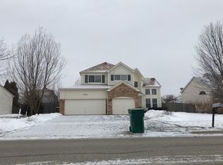 7940 Dada Dr, Gurnee, IL 60031