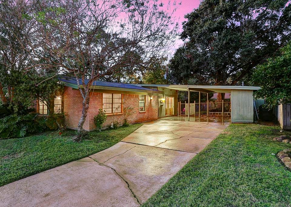 1st image of 5306 Viking Dr