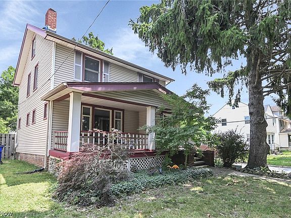 2nd image of 3371 W 131st St