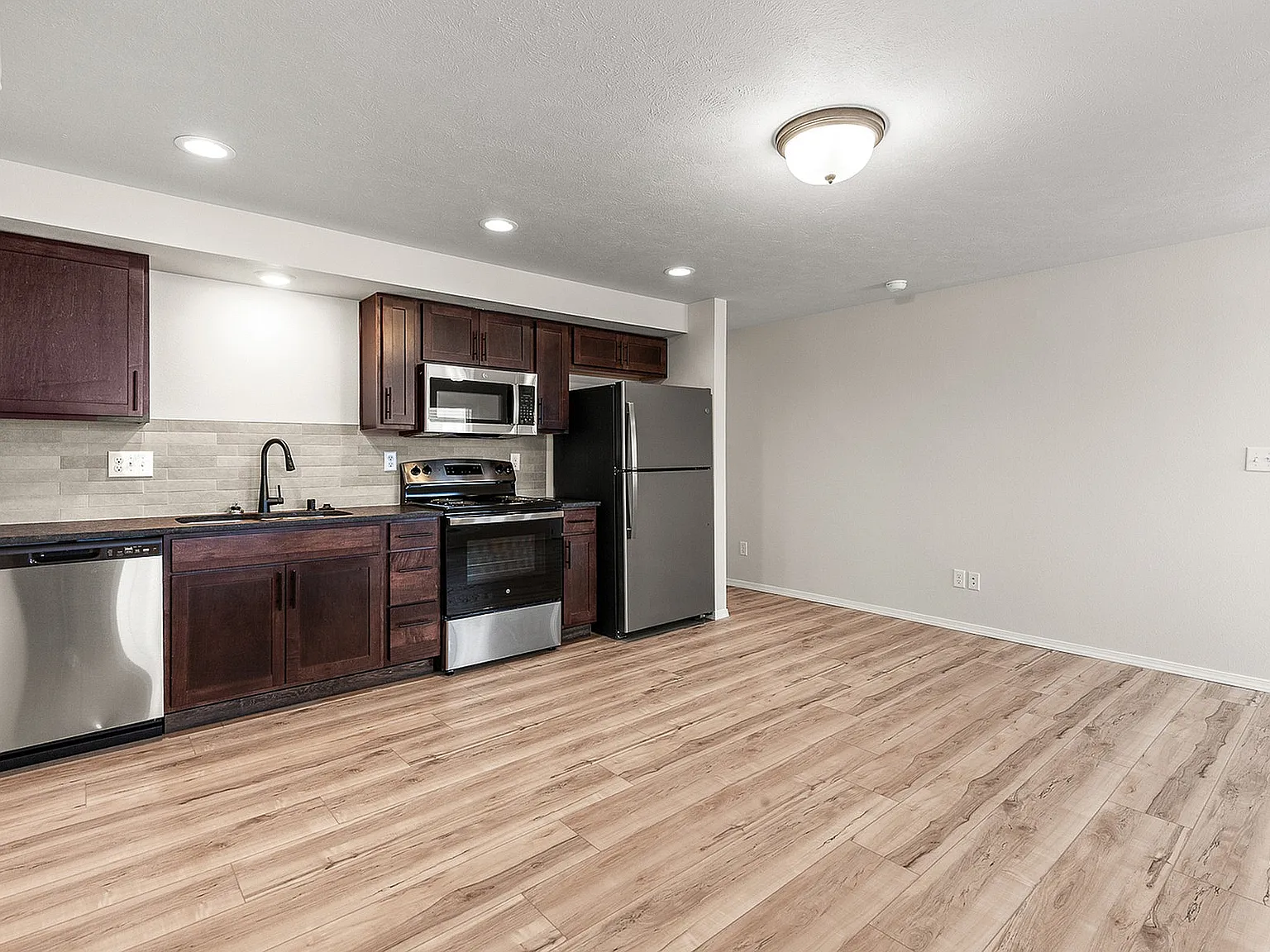 Residences at Indian Trail — Photo 2