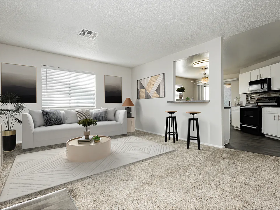 5231 Pioneer Ave #204