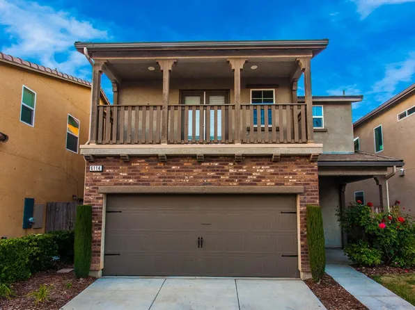 6114 E Brick Dr, Fresno, CA 93727
