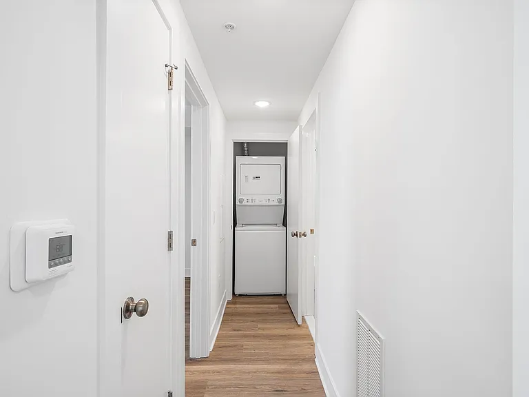 4324 Lancaster Ave — Photo 48