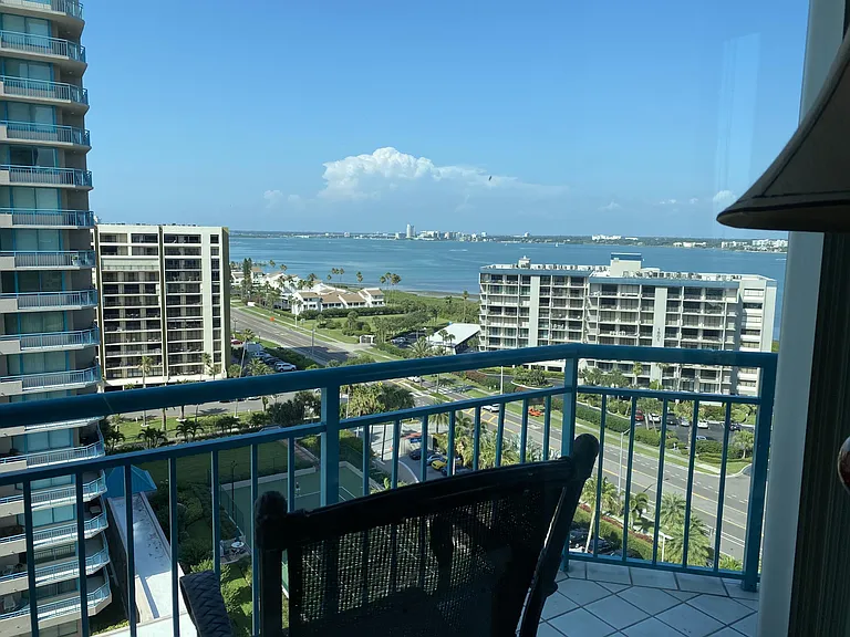 1540 Gulf Blvd #1207 — Photo 3