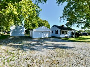 222 S B St, Elwood, IN 46036