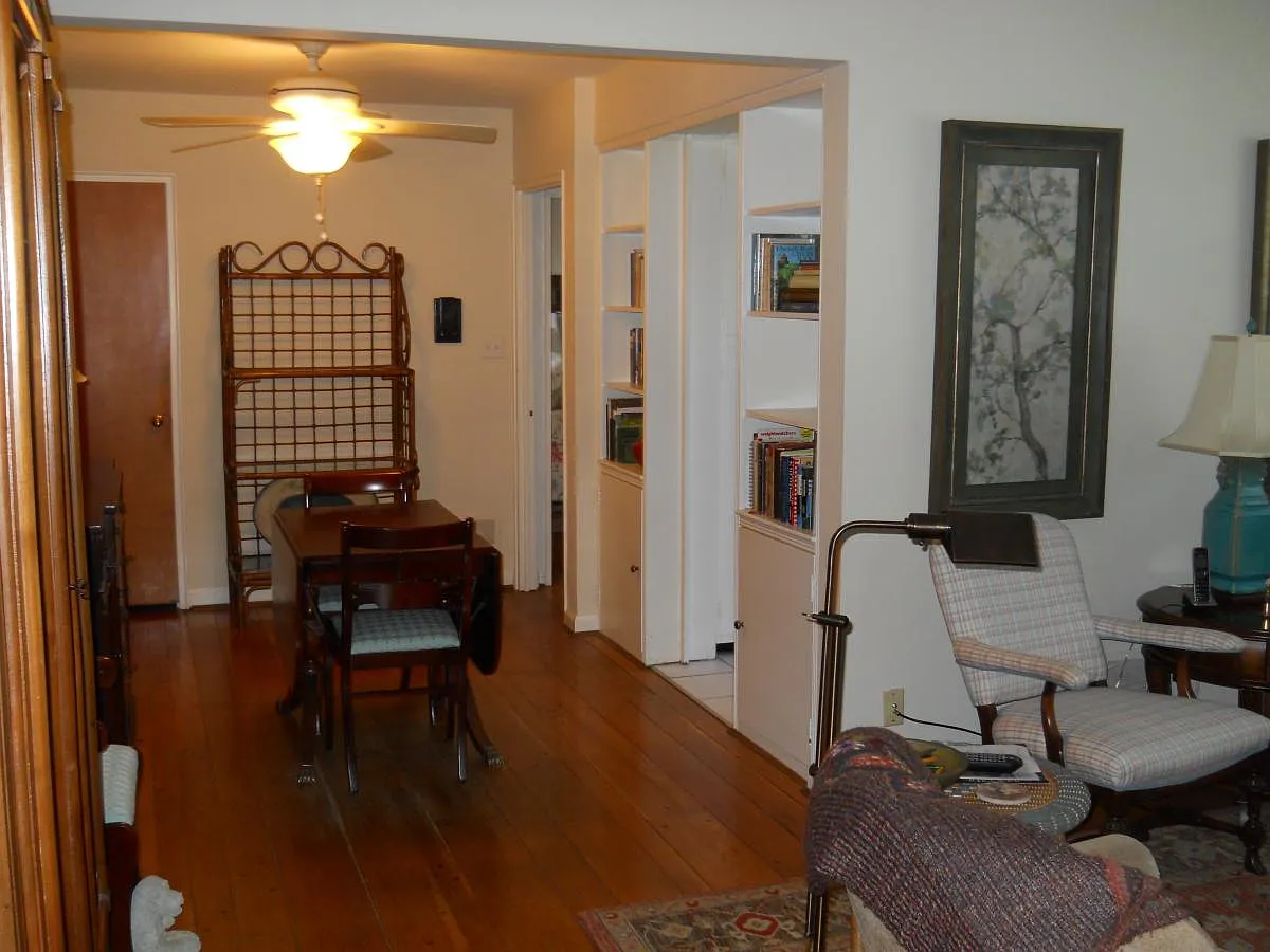 2 bed, 900 sqft, $1,695 — Photo 4