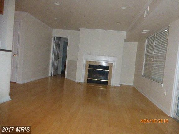 5th image of 9704 Lake Pointe Ct APT 202