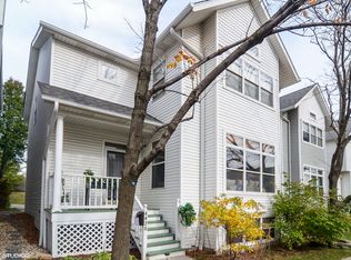 4426 W Hutchinson St, Chicago, IL 60641