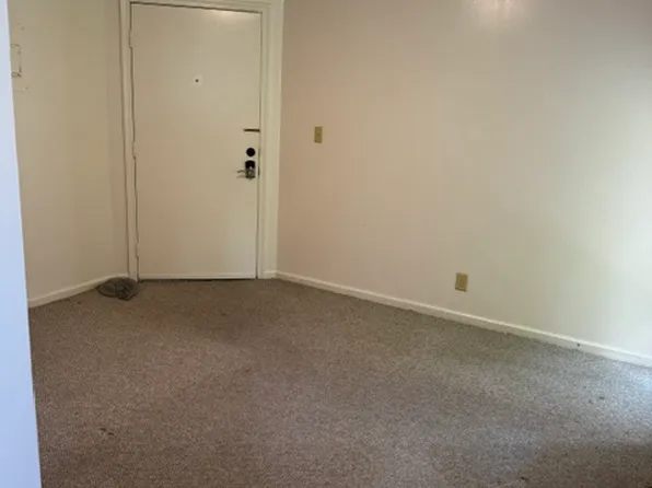 1712 Jefferson Park Ave #19, Charlottesville, VA 22903