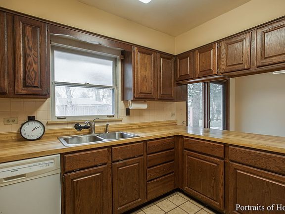 4th image of 343 N Stewart Ave