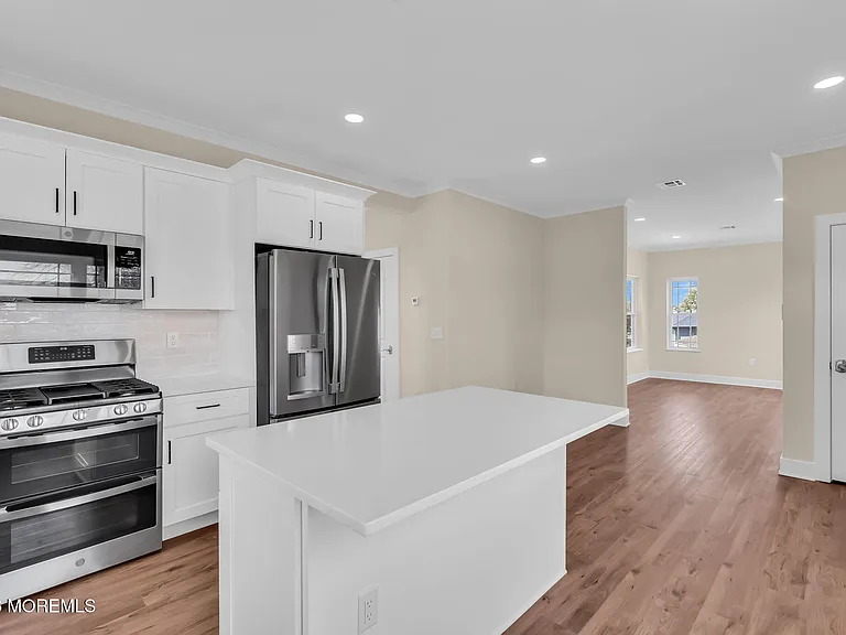 58 Cove Rd — Photo 26