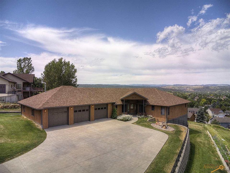 1st image of 2015 Harney Dr