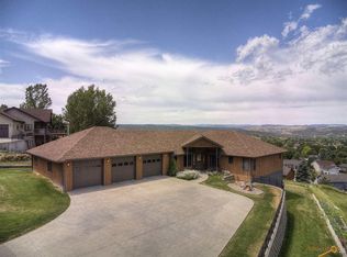 2015 Harney Dr, Rapid City, SD 57702