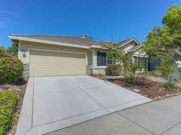 109 Cobble Ridge Dr, Folsom, CA 95630