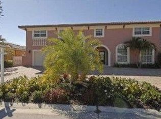 5961 Bayview Dr, Fort Lauderdale, FL 33308