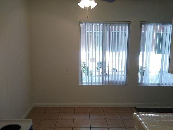 5th image of 1151 Walnut Ave #10