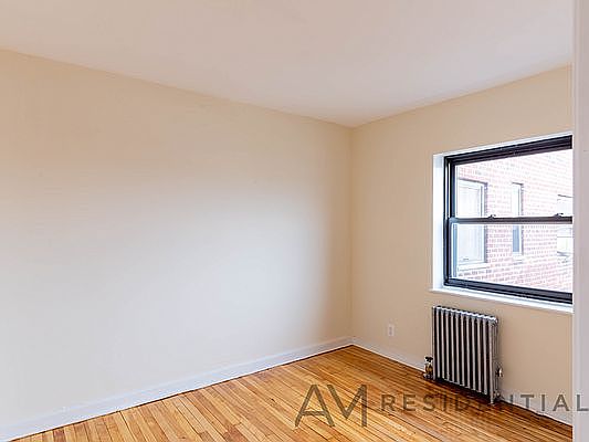 4th image of 303 Bay 17 St #3