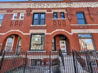 3634 S Calumet Ave, Chicago, IL 60653