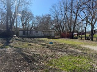 323 College St, Monticello, KY 42633