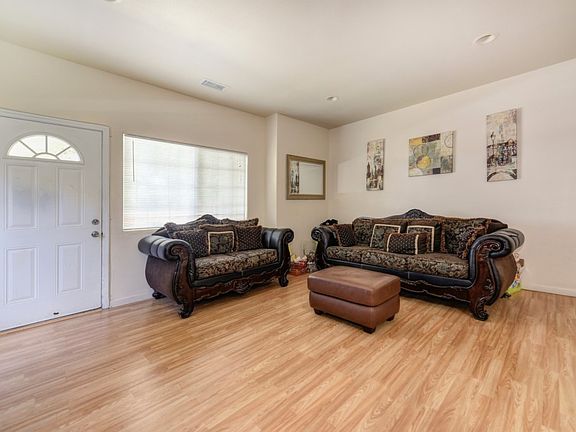 3rd image of 3610 Rio Linda Blvd #3612