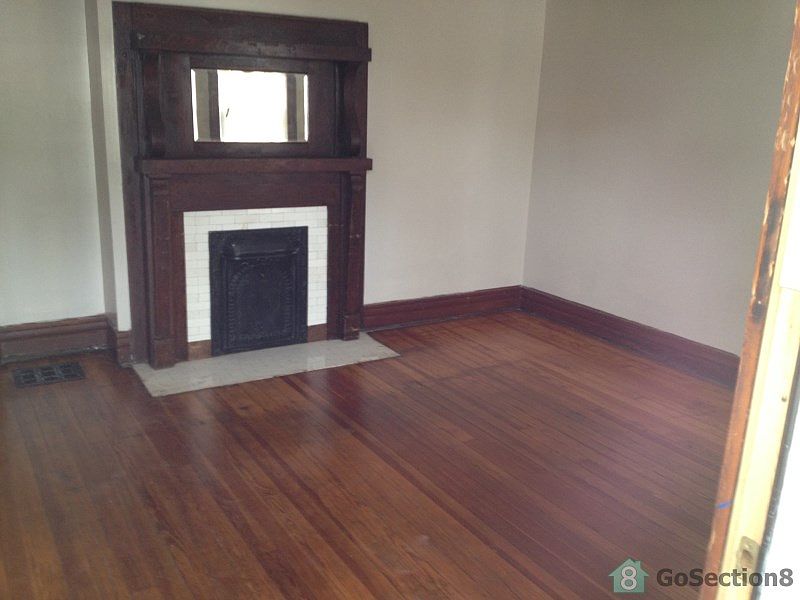 1st image of 119 N 32nd St