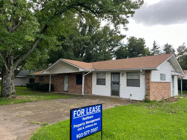 200 Robin Way St, Mount Vernon, TX 75457