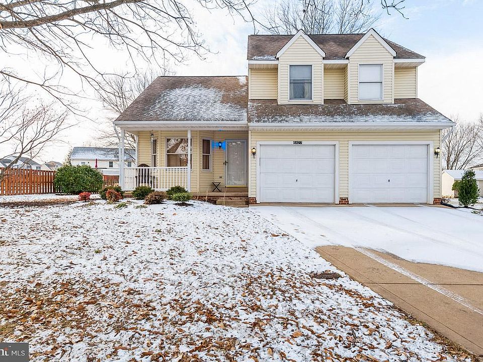 1st image of 6427 Waterdale Ct