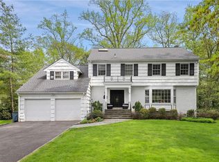 6 Cayuga Rd, Scarsdale, NY 10583