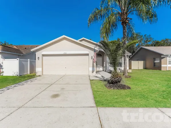 4726 Bloom Dr, Plant City, FL 33566
