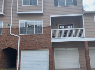 908 Vinings Forest Ln SE, Smyrna, GA 30080