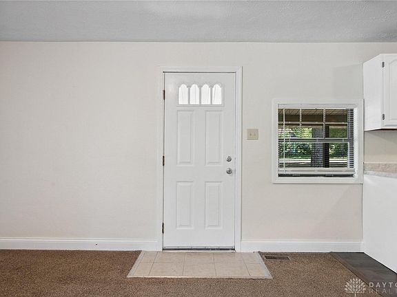 3rd image of 4400-4402 Pinebrook Ct