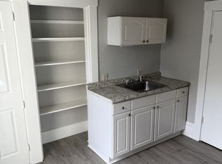 22 Highland Ave APT 4, Gardiner, ME 04345