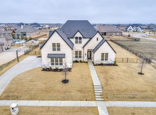 1136 Macgregor Ln, Gunter, TX 75058