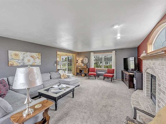 5th image of 2965 Crab Apple Ln