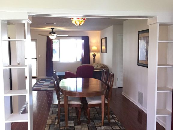 Family room to dining room