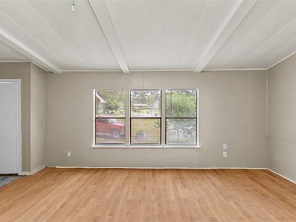 5th image of 3200 Majestic Drive