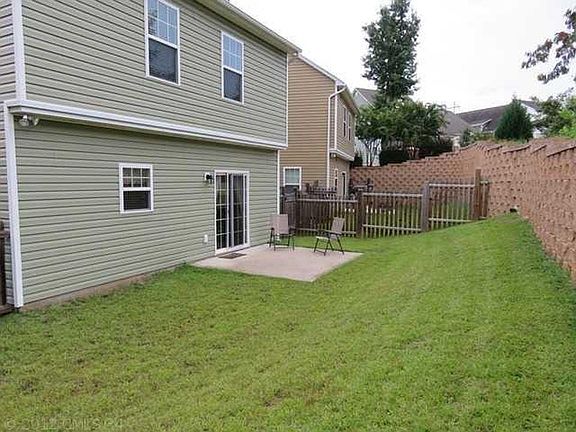 3rd image of 212 Canal Place Dr