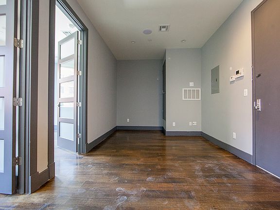 5th image of 123 Boerum St #2CC