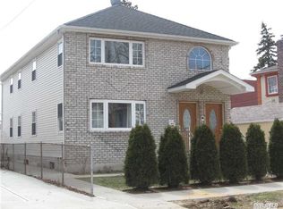 25212 Elkmont Ave, Bellerose, NY 11426