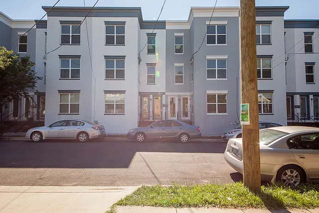 3306 9th St NE #1 — Photo 2