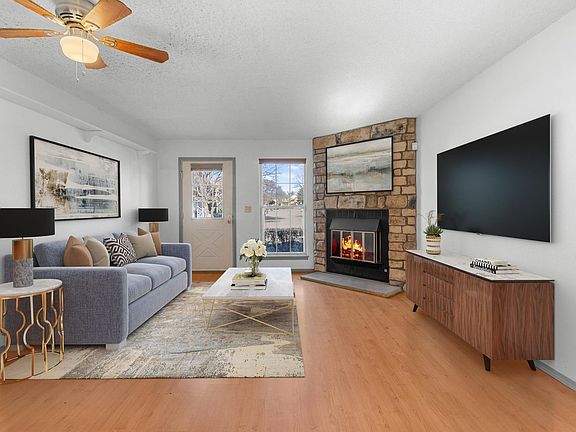 3rd image of 1001 Milo Cir #B