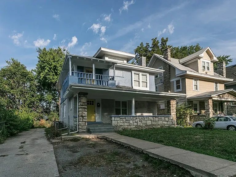 3434 Chestnut Ave — Photo 2