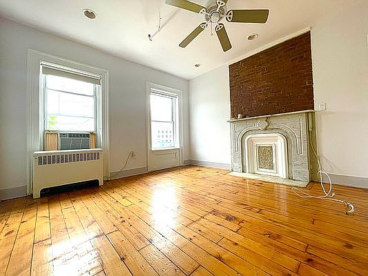 1st image of 6 Mac Donough St #4