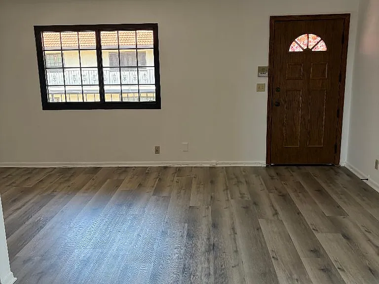 Top floor Entrance