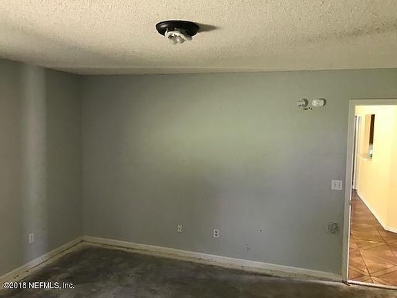 4th image of 3668 Wilson Blvd W