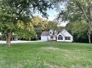 16257 Farm Road 2175, Cassville, MO 65625
