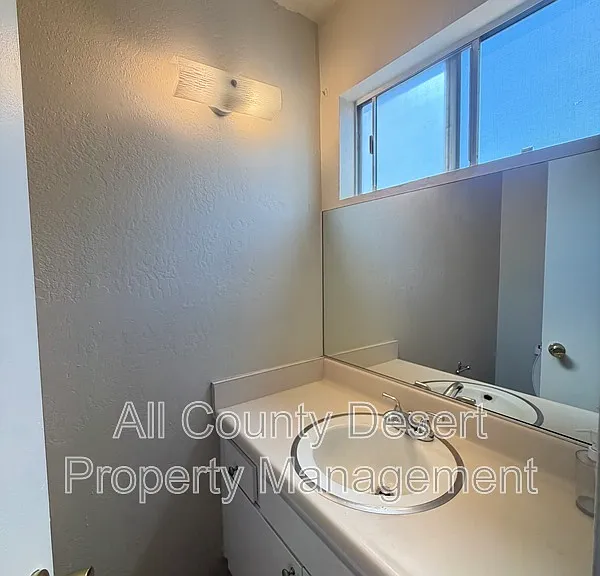 550 El Cielo Rd #1 — Photo 15