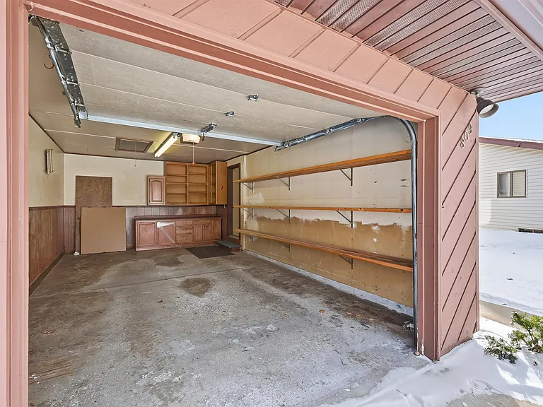 809 W Ridgeview Dr — Photo 16