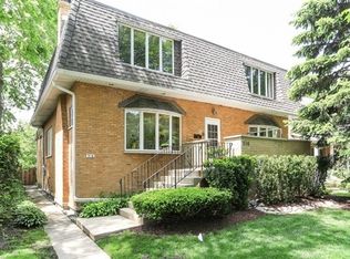 516 S Fairview Ave, Park Ridge, IL 60068